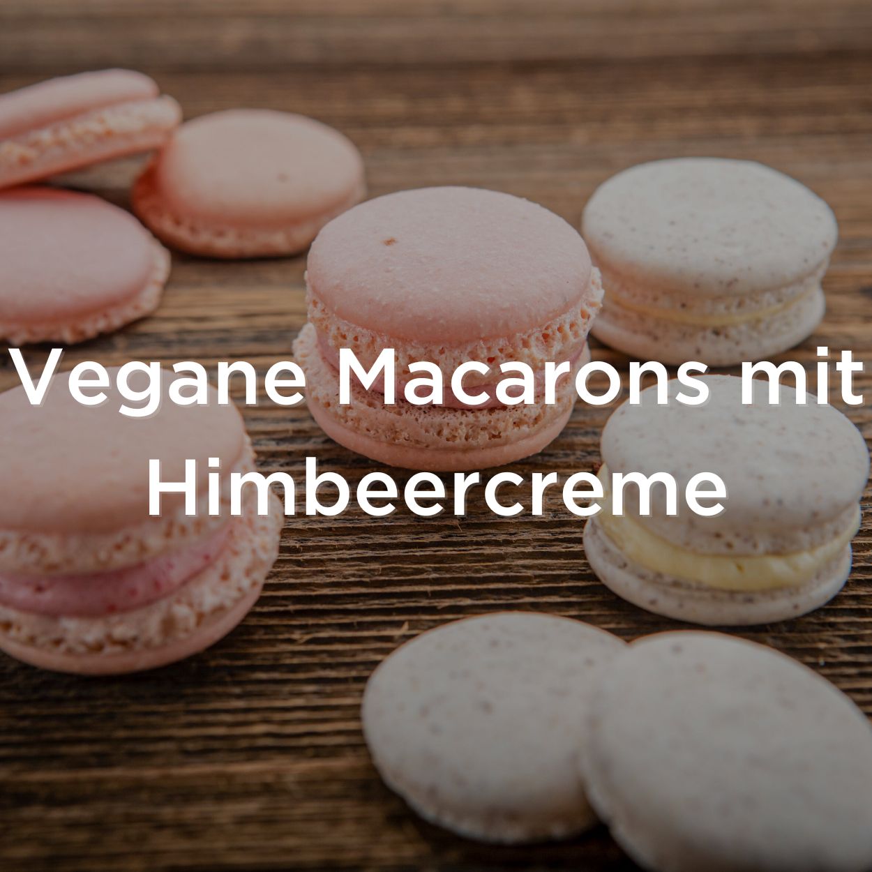 Vegane Macarons mit Himbeercreme Vegane Macarons mit Himbeercreme